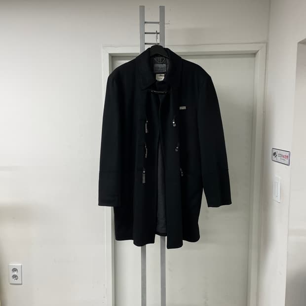 베르사체 블랙 코트 L