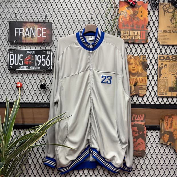 00s 에어조던 롱트랙자켓 전면 23 레터링 포인트 화이트 블루 배색