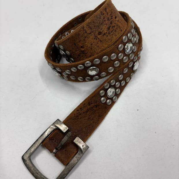 빈티지 브라운 레더 웨스턴 스터드 벨트