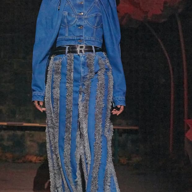 RIZ POLI 리즈폴리 텍스쳐 데님팬츠