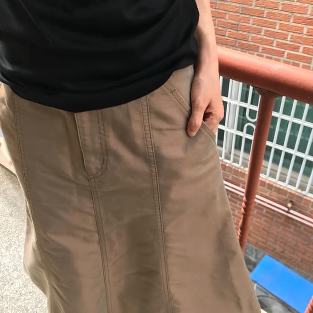 Comme des garcons beige skirt
