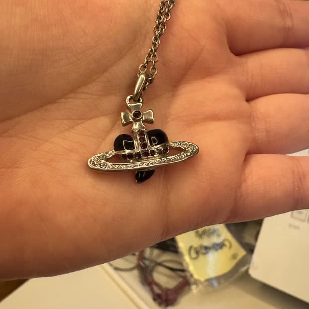 비비안웨스트우드 디아망떼 목걸이 (정품)