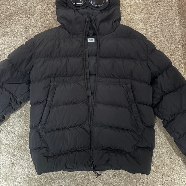 Cp컴퍼니 크롬 패딩