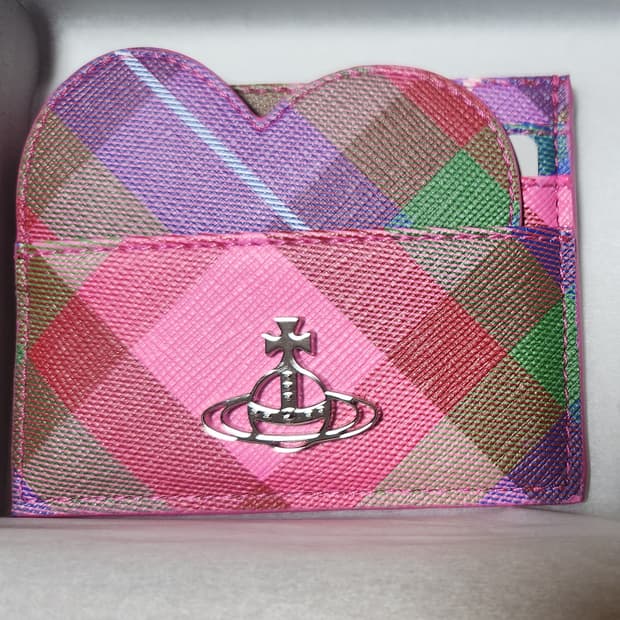 비비안웨스트우드 캔디 체크 하트 카드지갑