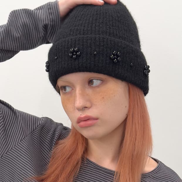 (택O)타입서비스 beaded petal beanie 비니