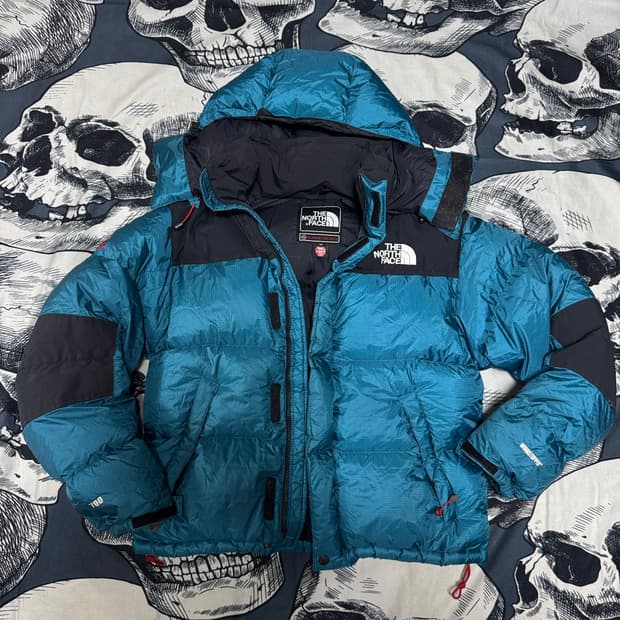 노스페이스 700 써밋 구스다운 패딩 90 사이즈 