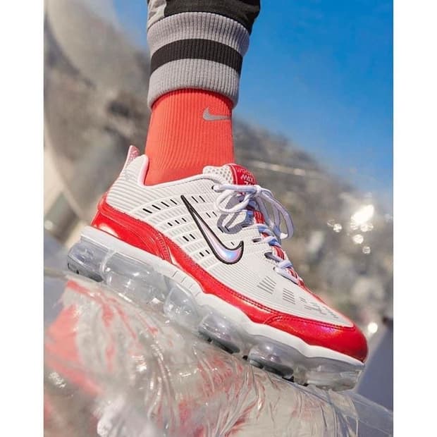 나이키 베이퍼 에어 맥스 360 (슈프림 맛)