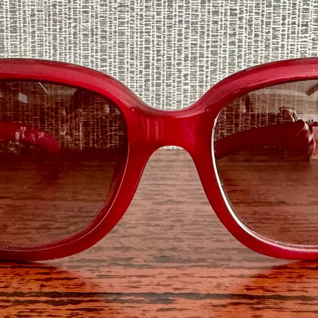 펜디 FENDI F 로고 스와로브스키 장식 레드 오버사이즈 선글라스