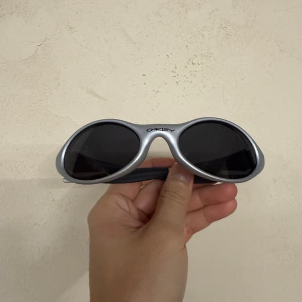 오클리 아이자켓 1.0