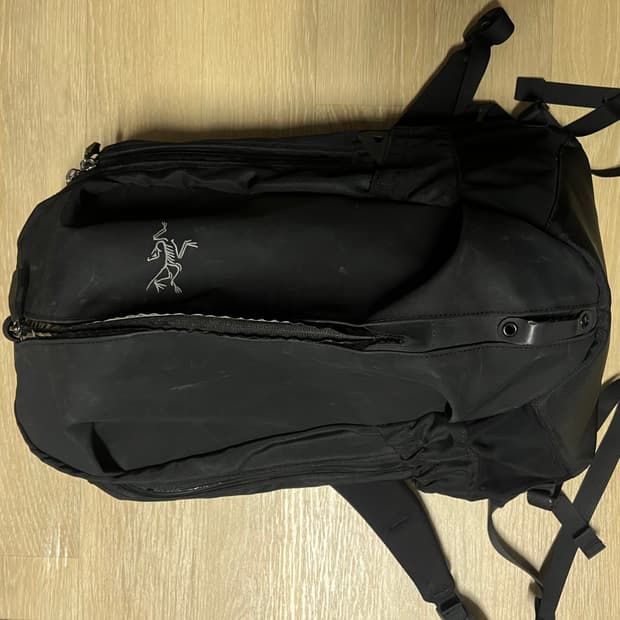 아크테릭스 아로 22 백팩