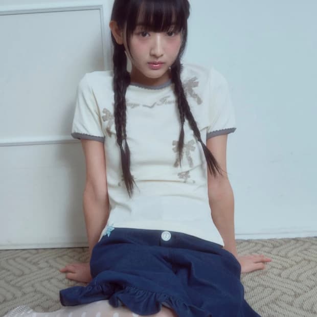 Ribbon Printed Slim Ringer T-shirt Ivory