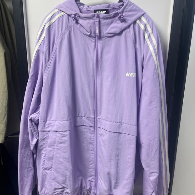 널디 바람막이팝니다 새상품