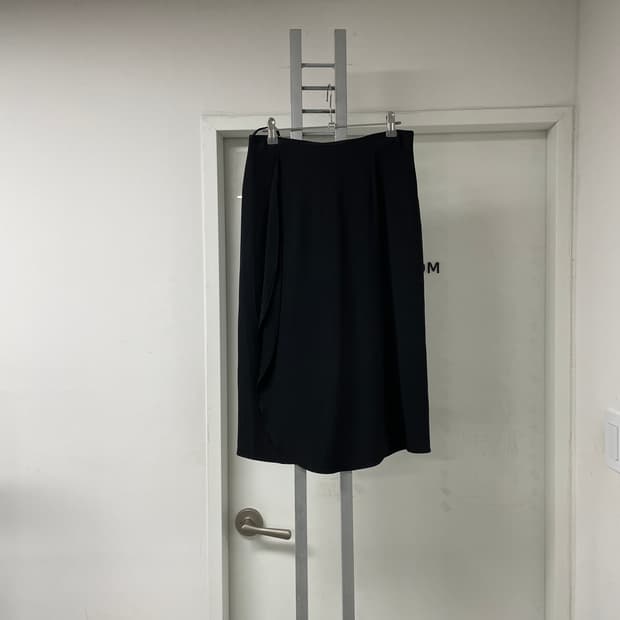 발렌시아가 블랙 스커트 36