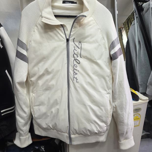 타이틀리스트   화이트  니트   골프자켓