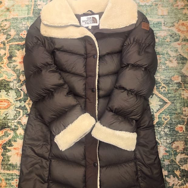 노스페이스 여성용 브라운 롱 다운 패딩
