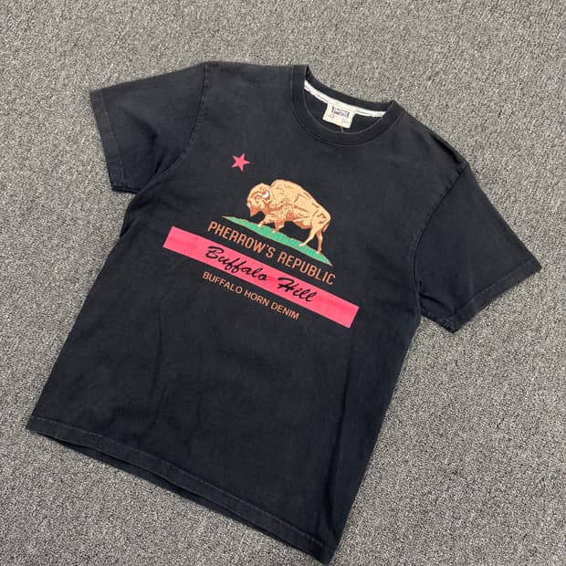 Pherrow’s BUFFALO 반팔티
