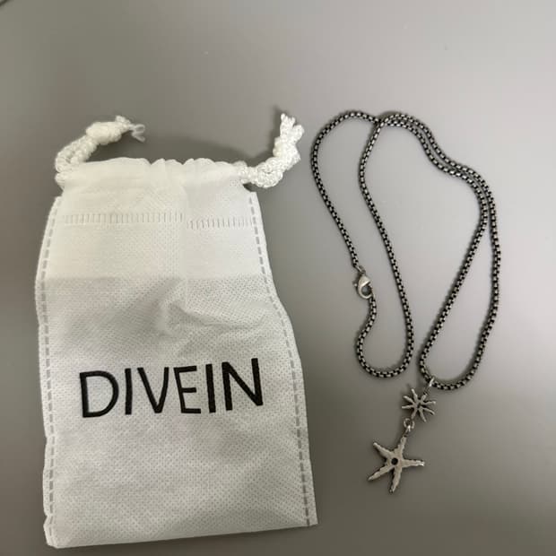 다이브인 목걸이