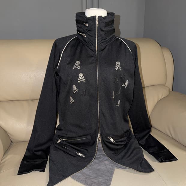high-neck design skull cubic zip-up