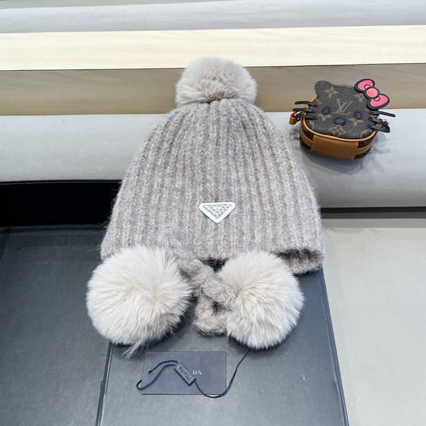 프라다 가을 겨울 모자
