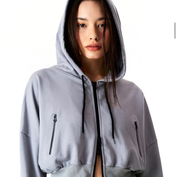 LEEY Chain Logo ZIP-UP Hoodie Gray