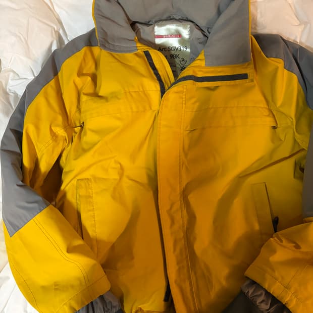 프라다 스포츠 스키파카 52