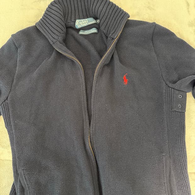 폴로 니트집업