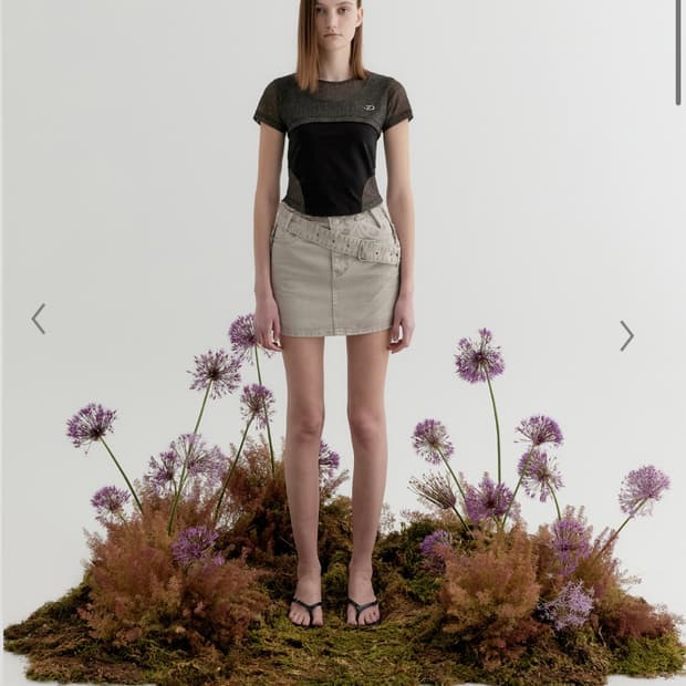 BELTED ROUGH CUTTING DENIM MINI SKIRT