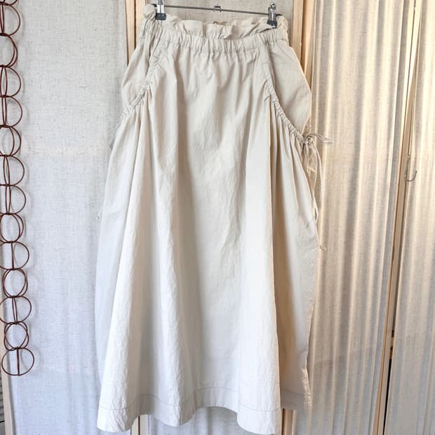 니코앤드 볼륨 개더 롱 스커트