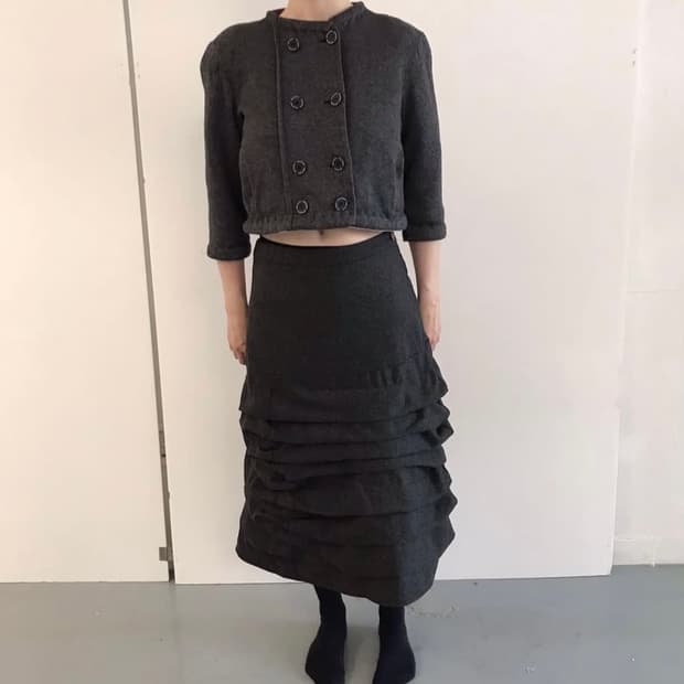에옹쓰 piled wool skirt B grade제품