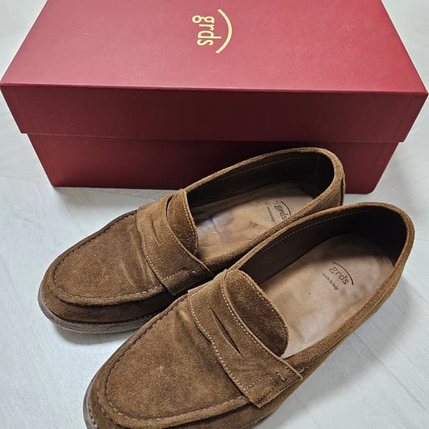 그라더스 스웨이드 브라운 로퍼 260사이즈