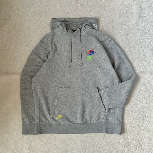 나이키 NSW 에센셜+ 프렌치 테리 후디