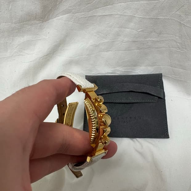 드바스크 화이트골드가죽 팔찌