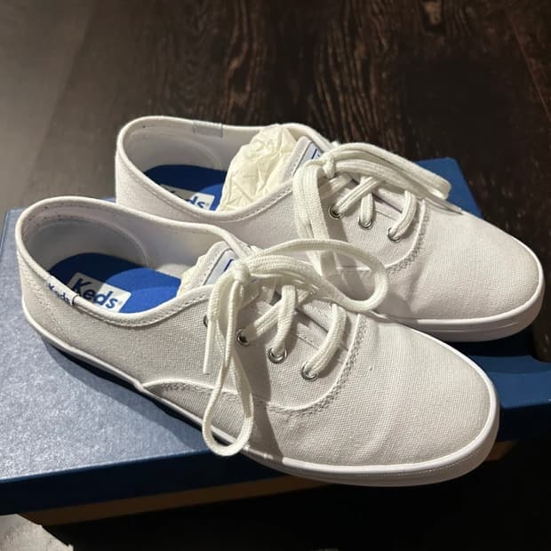 케즈 챔피언 화이트