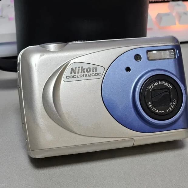 작례O)) ✨희귀매물✨ 니콘 쿨픽스 2000