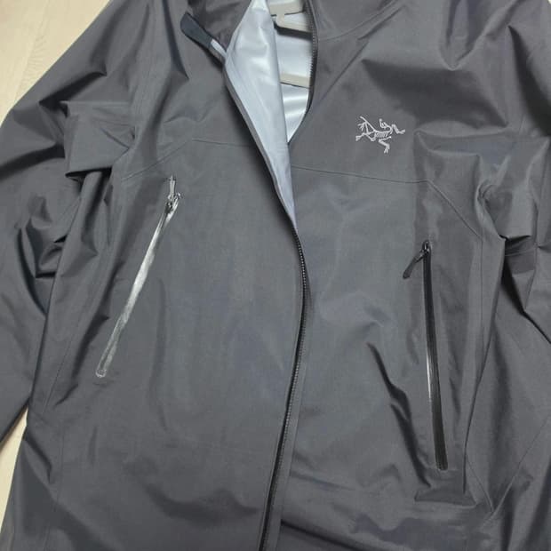 아크테릭스 베타 블랙