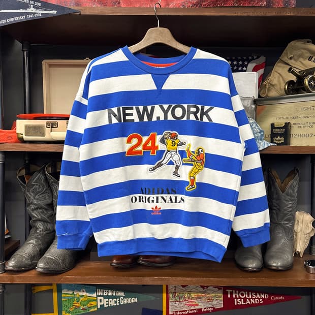 아디다스 오리지널스 아카이브 럭비패치 스트라이프 스웻셔츠 N1219