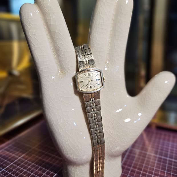 월썸 빈티지 금장 핸드와인딩(수동) 여성시계