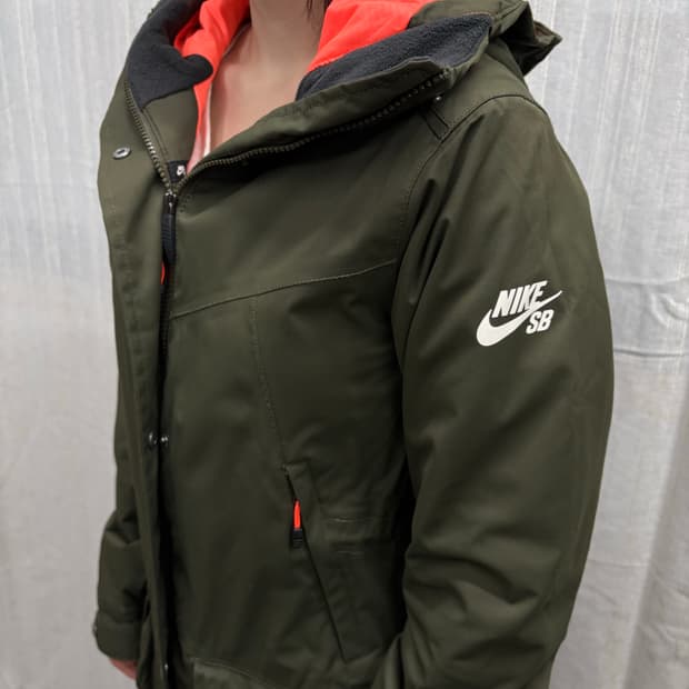 나이키 SB 허드슨 파카 카키색 사파리 야상 자켓