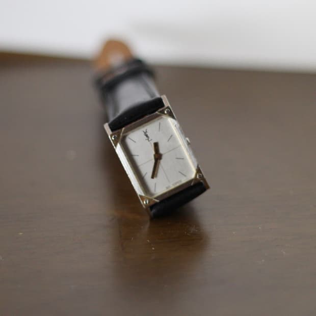YSL 입생로랑 빈티지 쿼츠 시계