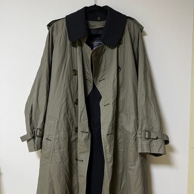 버버리 더블 브레스티드 울카라 트렌치코트 38