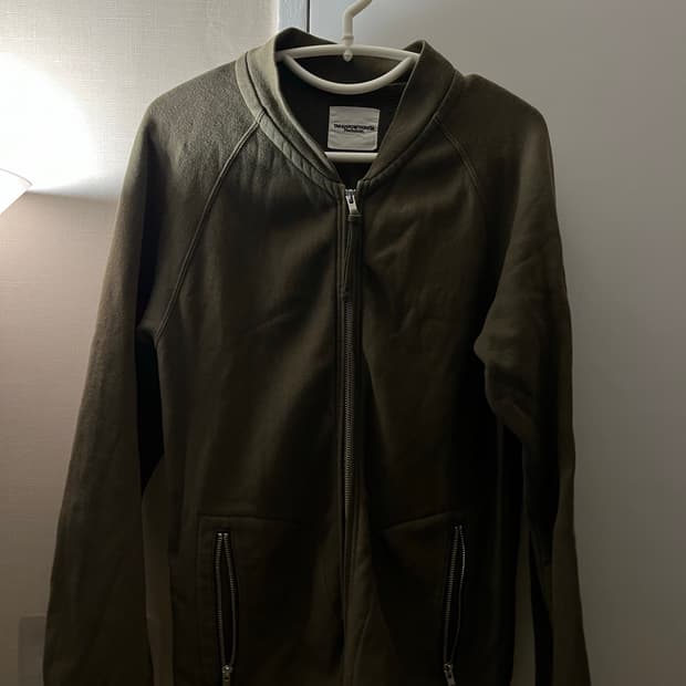 타카히로미야시타 솔로이스트 집업