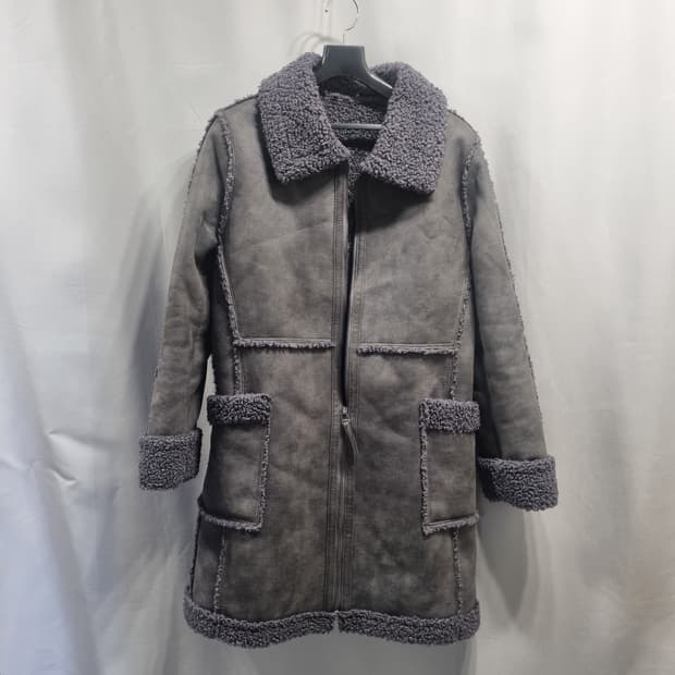 무스탕 롱 코트 그레이