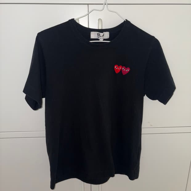 꼼데가르송 더블하트 블랙