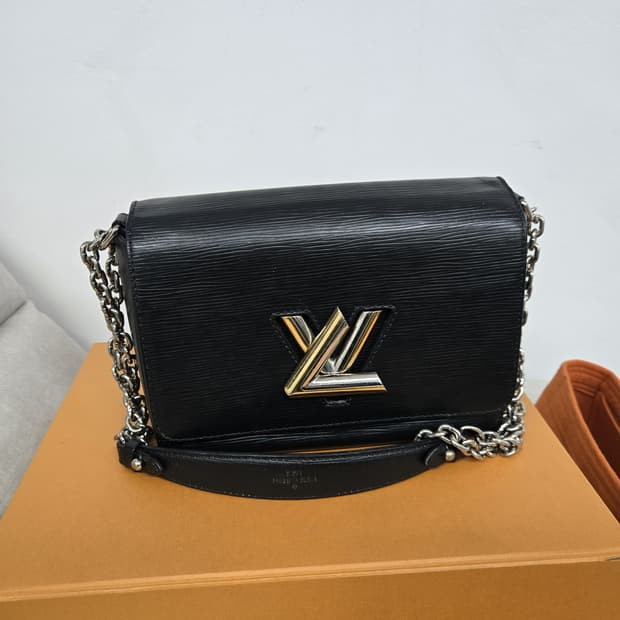 [보증서 정품]루이비통 트위스트mm 크로스백