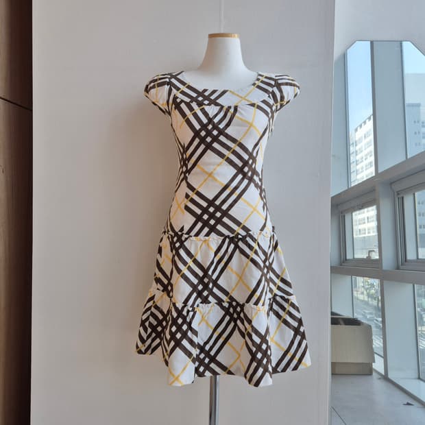 버버리 런던 블루라벨 원피스