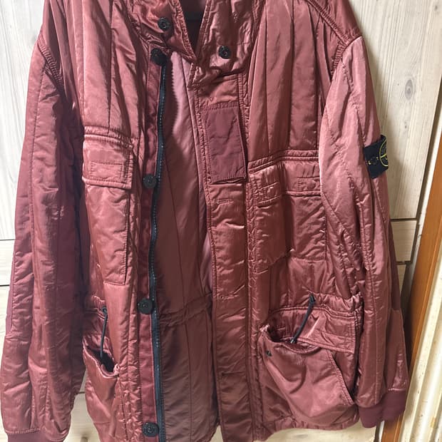 스톤아일랜드 누빔패딩 봄,가을 L싸이즈