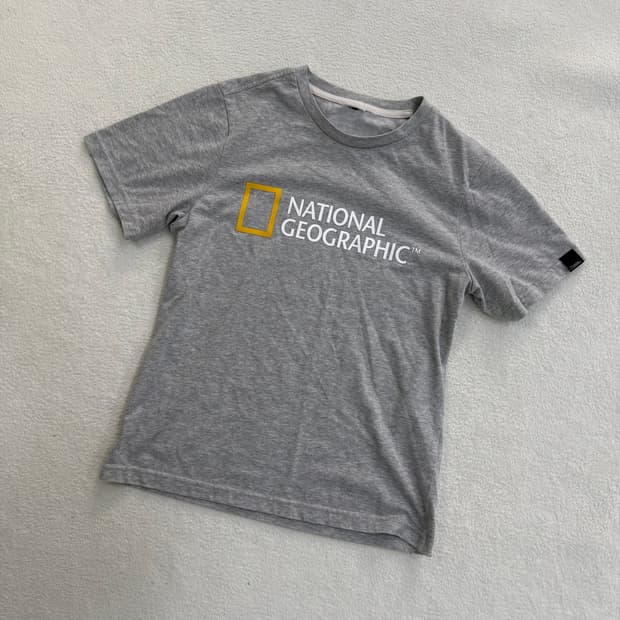 S 네셔널지오그래픽 빅로고 반팔 티셔츠 0410T
