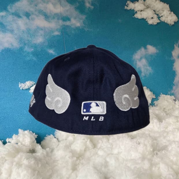 새제품) 엠엘비 엔젤코어 자수 커스텀 볼캡 aeae 뉴에라 카포