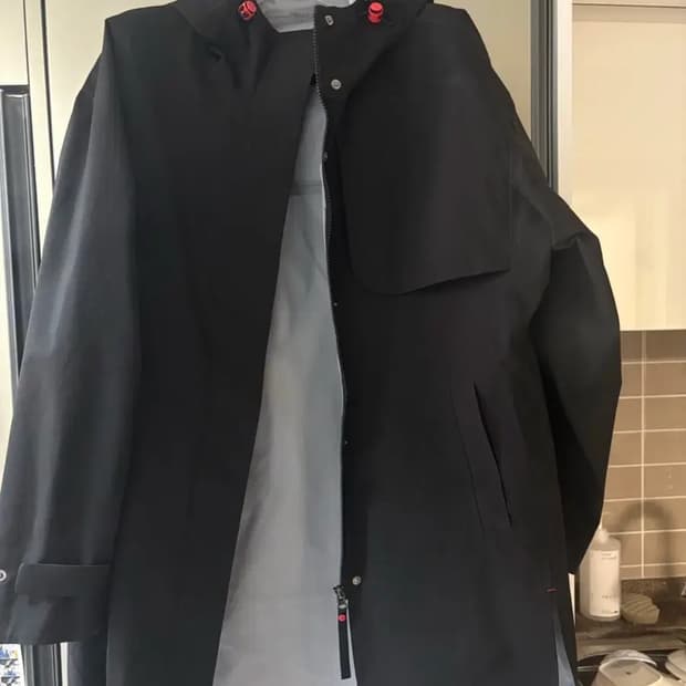 헌터 에센셜 레인파카 s사이즈