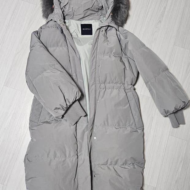 빈폴 그레이 오버사이즈 소피다운 점퍼